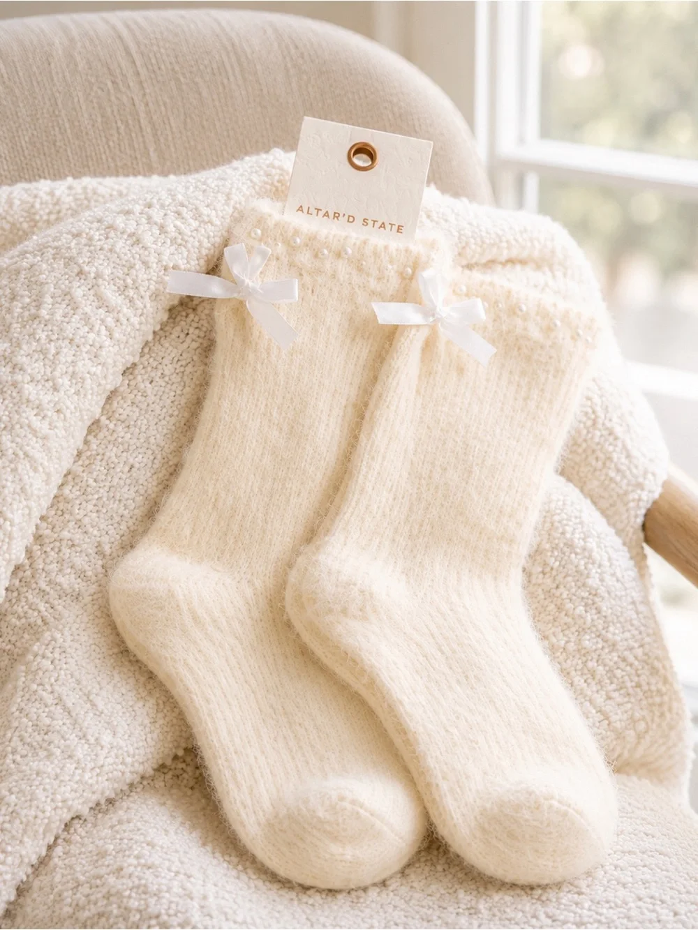 Altar’d State Ivory Pearl Bow Fuzzy Crew Socks NWT Cozy Gift (1 Pair)